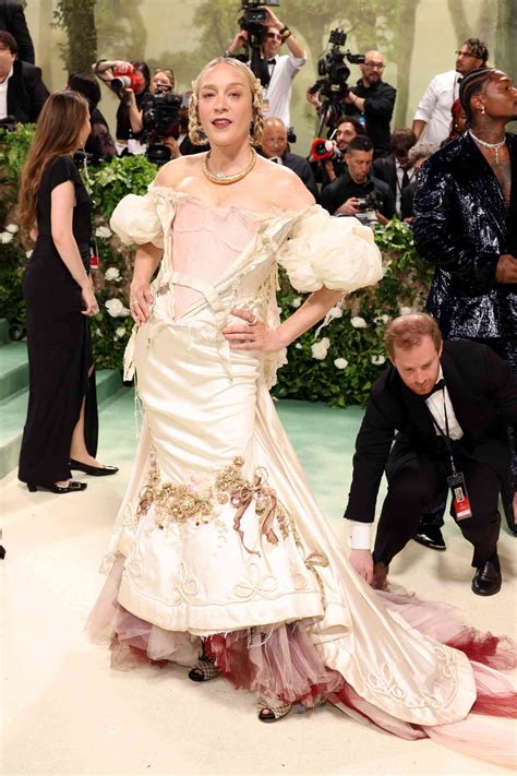 met gala 2024 chloe sevigny.